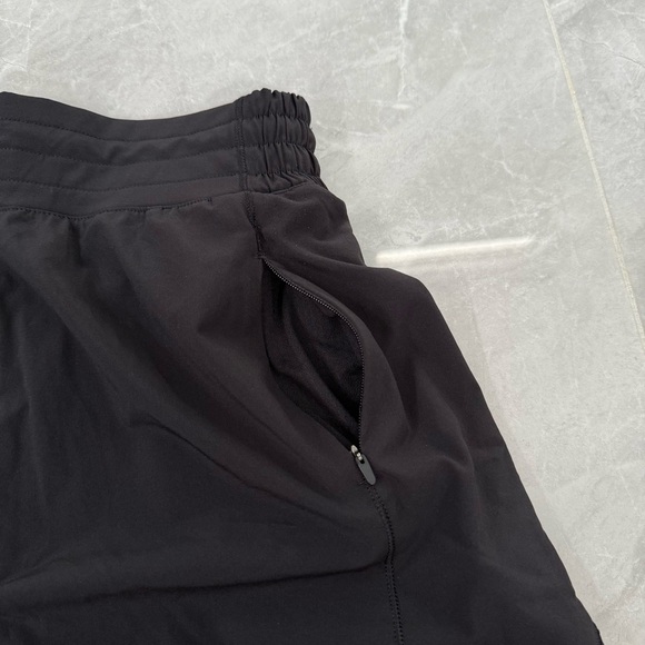 Women’s Lululemon Hotty Hot High Rise Skirt Shorts Skort Pockets Size 4 - Picture 9 of 16